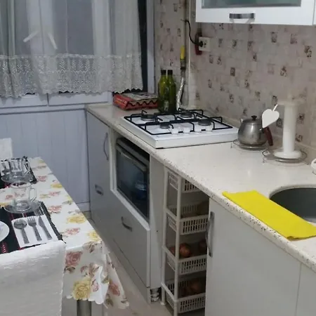 Private With Balcony In Gungoren Pansiyon *